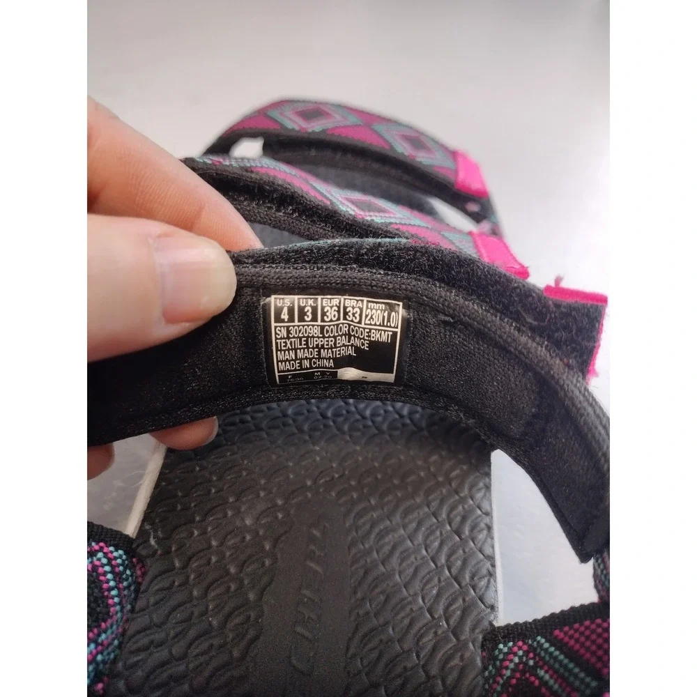 Skechers lightweight kids